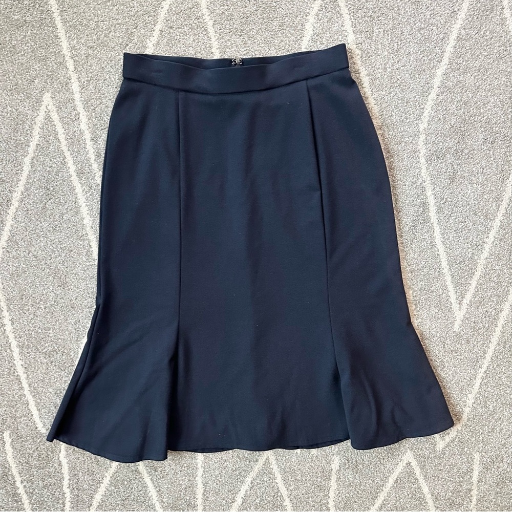 Sag Harbor Navy Blue Tulip Shaped Stretch Skirt